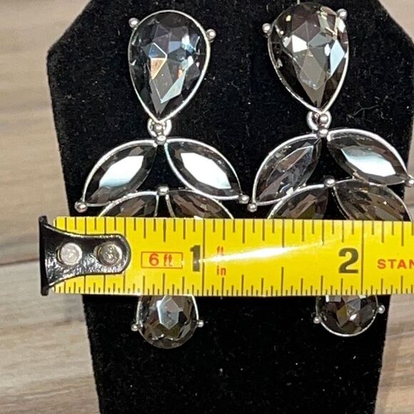 Smoky Quarts Inspired Rhinestone Dangling Earrings Elegant Leaf Design - Picture 5 of 6